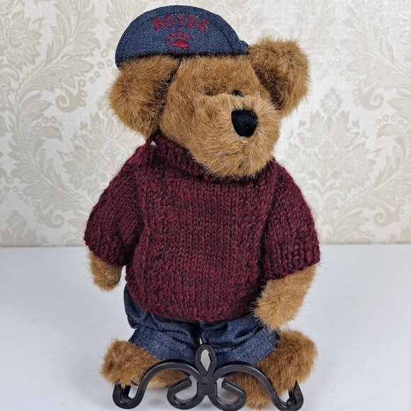 Leo Bruinski Boyds Bear Investment Collectibles Teddy with Jeans Sweater Hat VTG - Picture 1 of 14